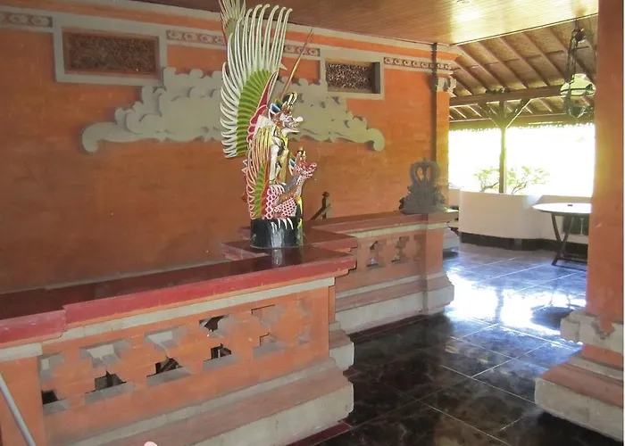 Pensión Watering Hole Ii